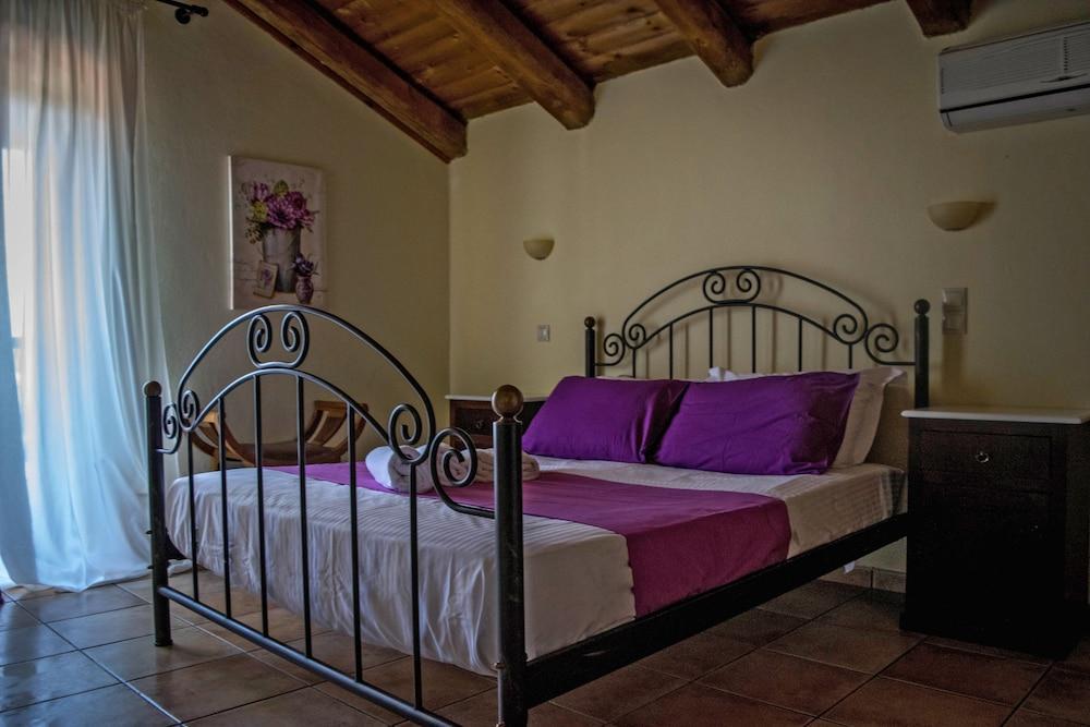 Niriides Villas Old Listing Hersonissos  Dış mekan fotoğraf
