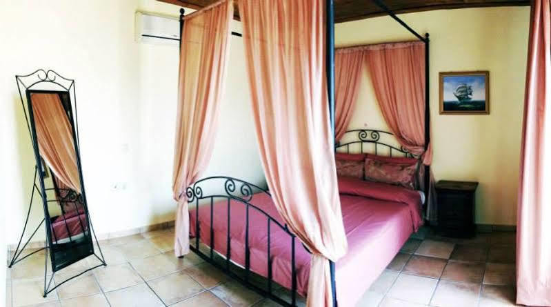 Niriides Villas Old Listing Hersonissos  Dış mekan fotoğraf